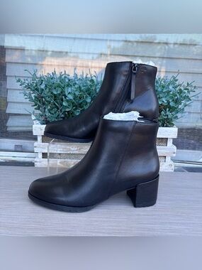 Naturalizer Bay Ankle Boots